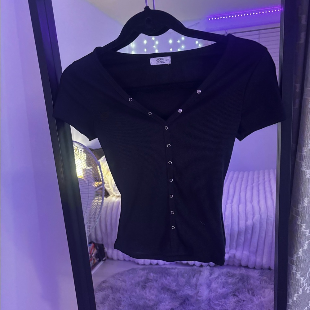 Ardene Black Short Sleeve Button-Up Tee